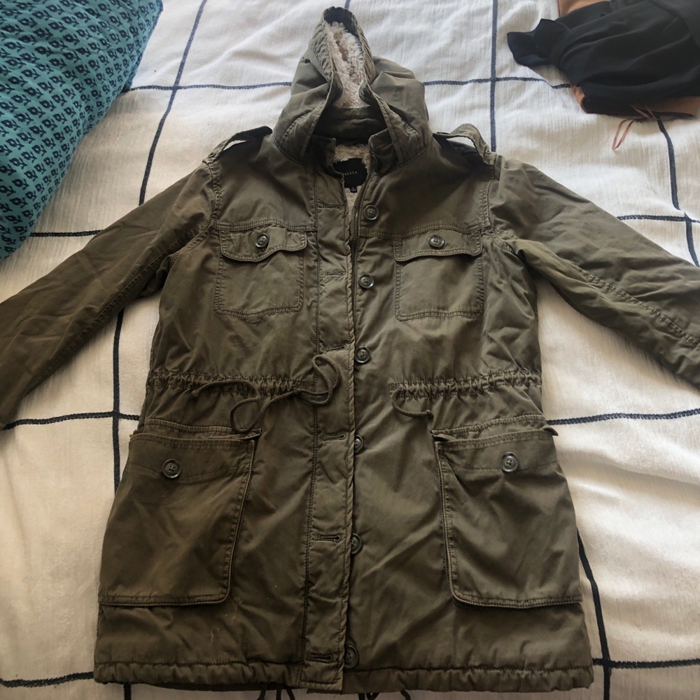 Faux fur lined Aritzia Talula Trooper Coat